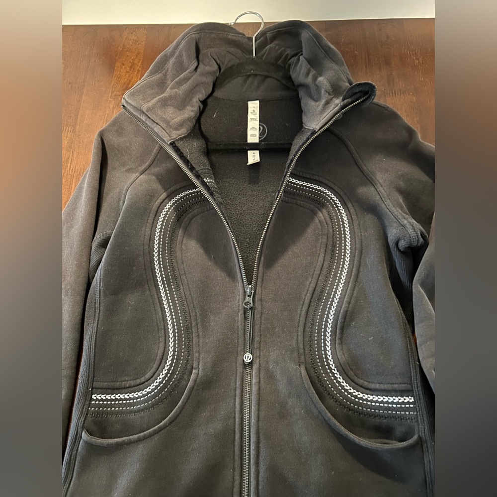 Lululemon Cuddle Up Jacket - Picture 8 of 11